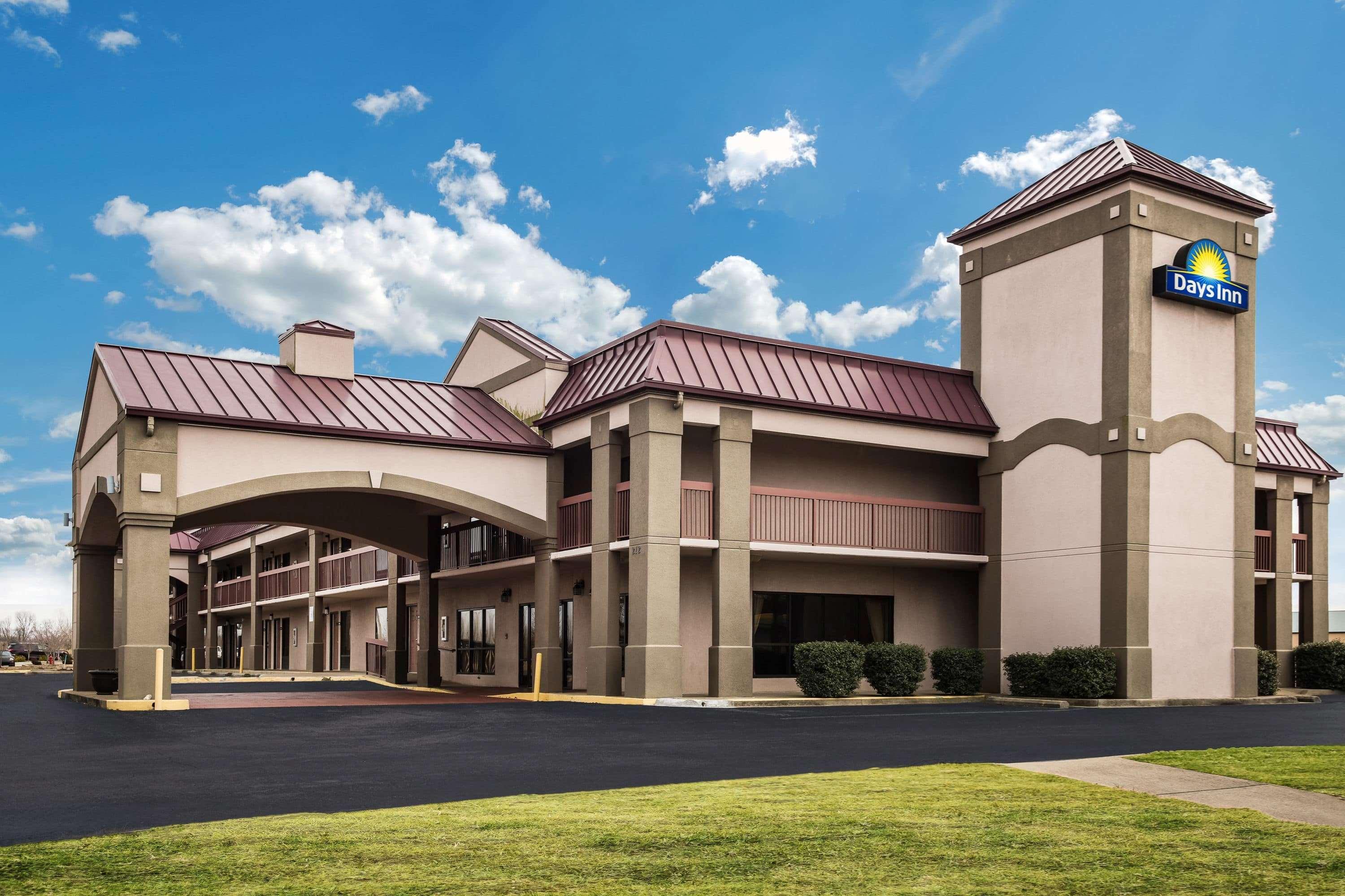 Days Inn By Wyndham Oak Grove/Ft. Campbell Exteriör bild