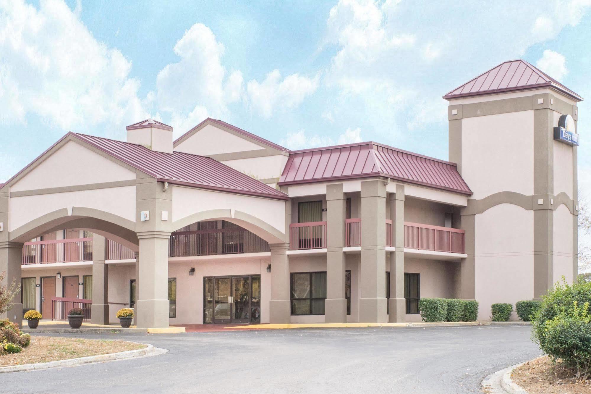 Days Inn By Wyndham Oak Grove/Ft. Campbell Exteriör bild